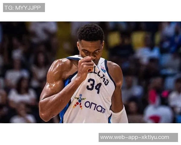 东契奇称赞字母哥争抢球权展现尊重裁判初始态度引发热议